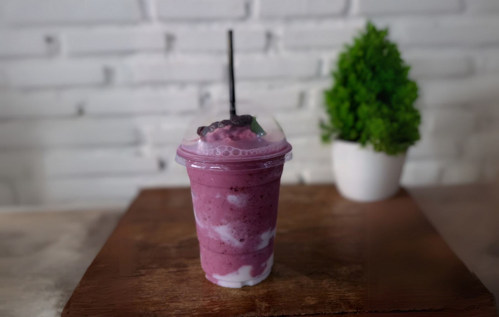 Berry Boba Smoothie Swirl recipe.